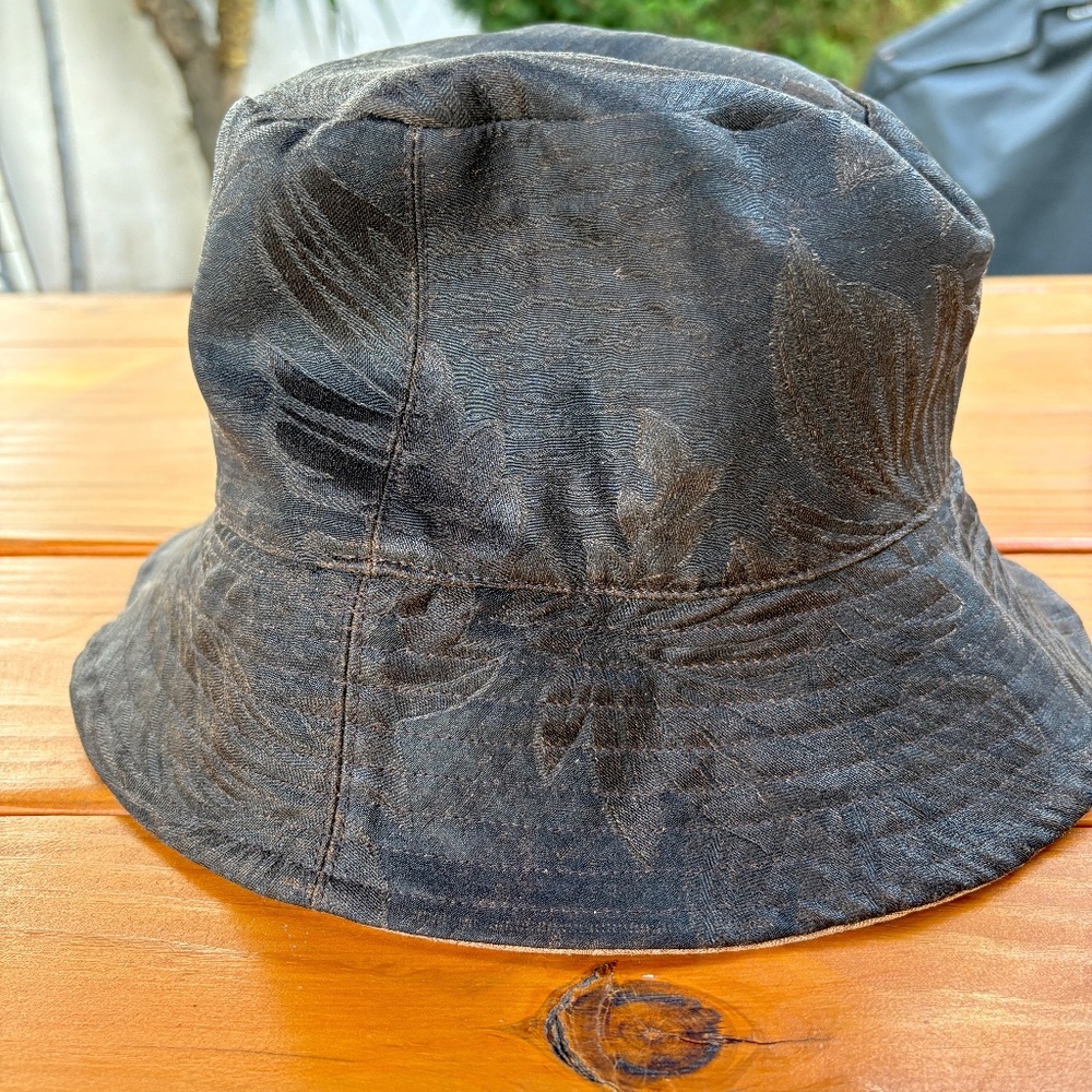 Reversible Ziran Bucket Hat Tan and Black - Picture 2 of 4
